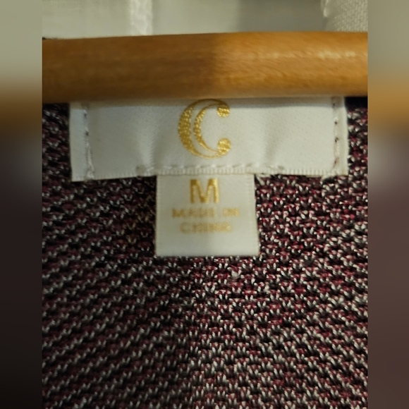 Elegant Zigzag Patterned Dress - Maroon and White - Picture 3 of 4